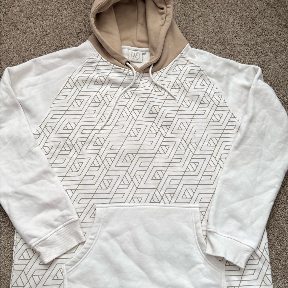 #105 FC CINCINNATI (FOR CINCY FOR CLUB) Stylish White and Tan Hoodie - Picture 4 of 16